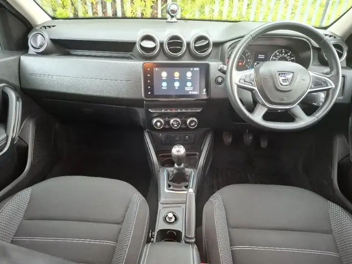 Dacia Duster 2021 photo 3