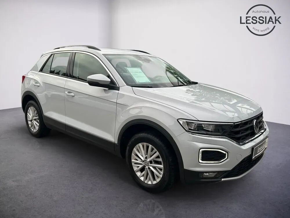 Volkswagen T-Roc 2020 photo 2