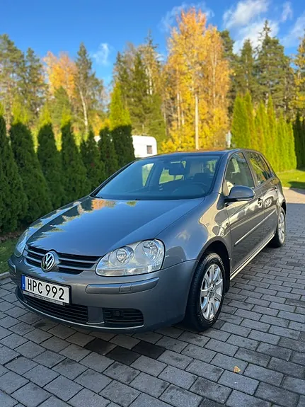 Volkswagen Golf V