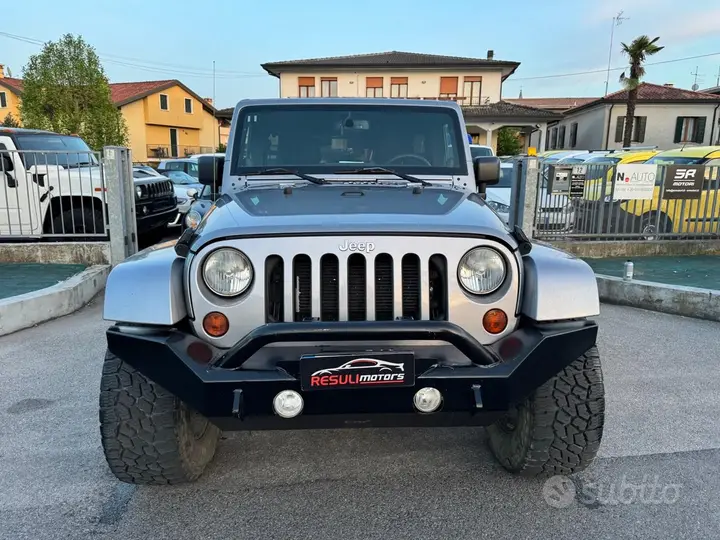 Jeep Wrangler Unlimited 2013 photo 2