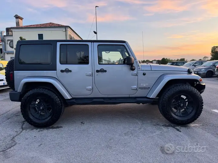 Jeep Wrangler Unlimited 2013 photo 4