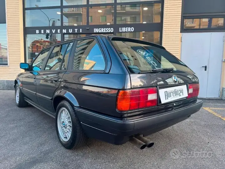 BMW 3 Series 1990 photo 4