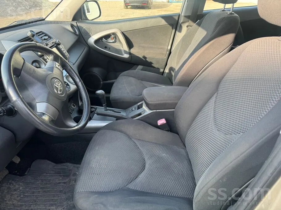 Toyota Rav4 2006 photo 5