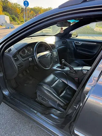 Volvo V70 2004 photo 5