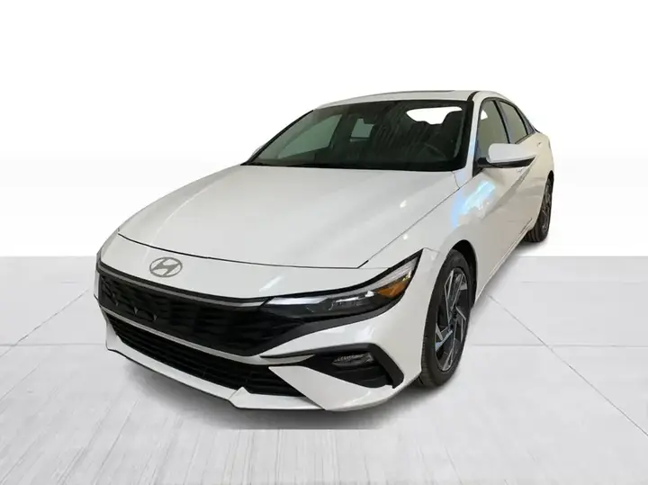Hyundai Elantra 2025 photo 3