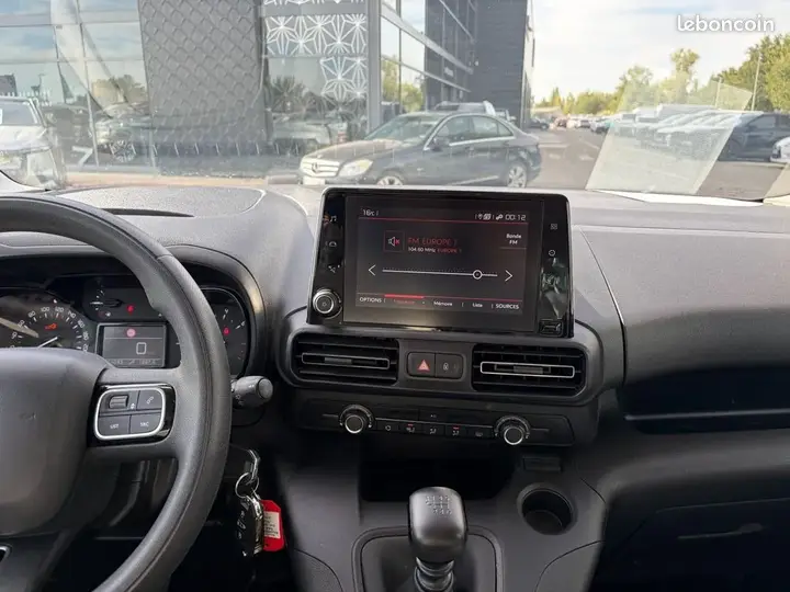 Citroen Berlingo 2022 photo 4