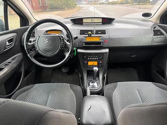 Citroen C4 2008 photo 5