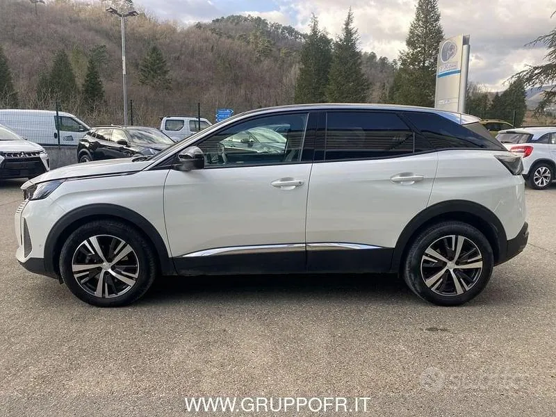 Peugeot 3008 2023 photo 4