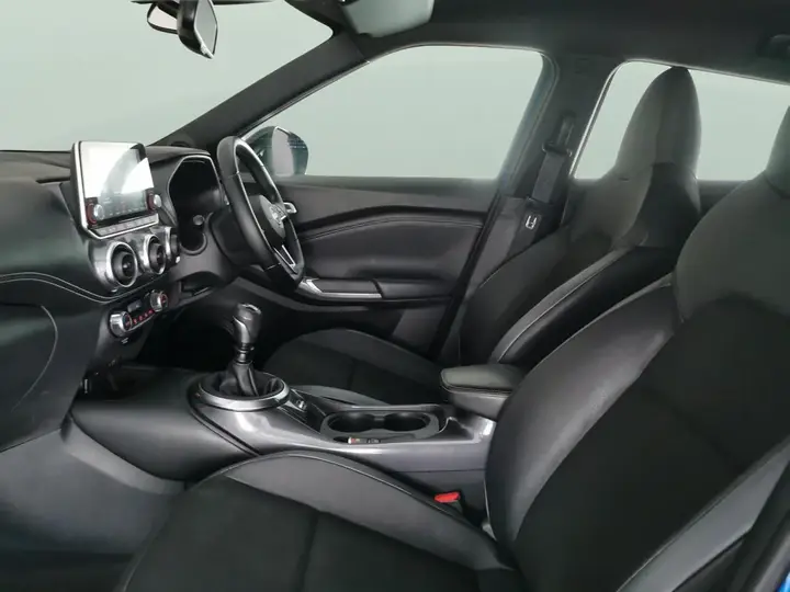 Nissan Juke 2023 photo 4