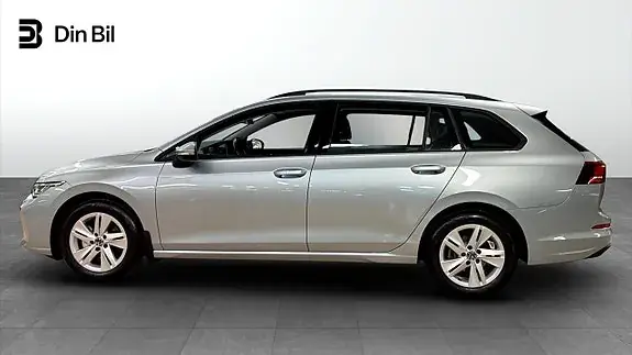 Volkswagen Golf I 2026 photo 2