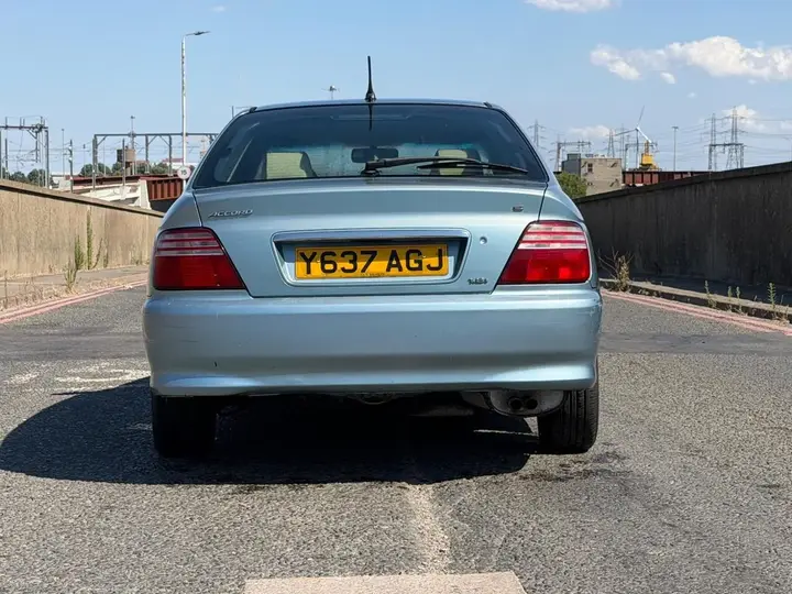 Honda Accord 2001 photo 4