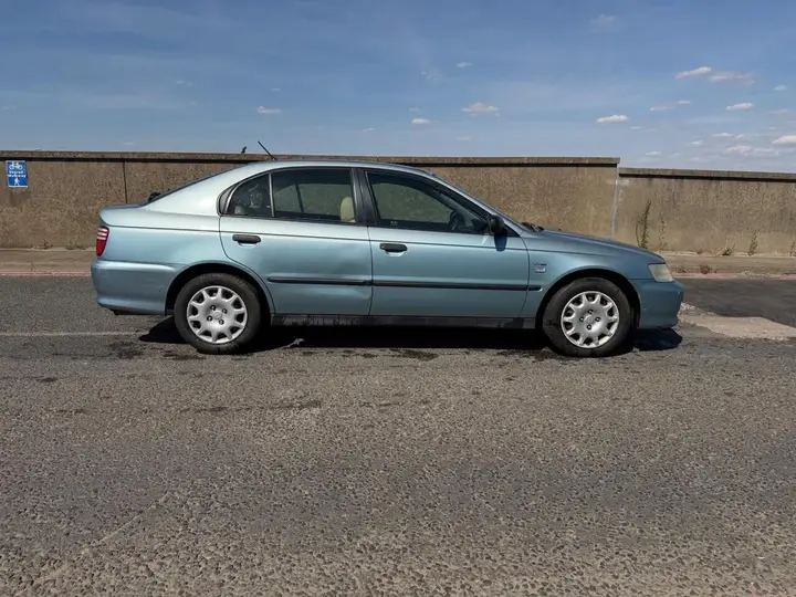 Honda Accord 2001 photo 2