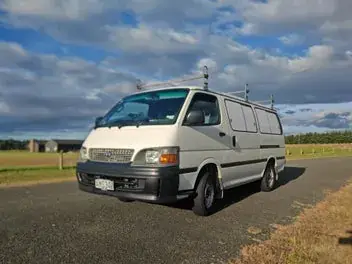 Toyota Hiace 2002 photo 4