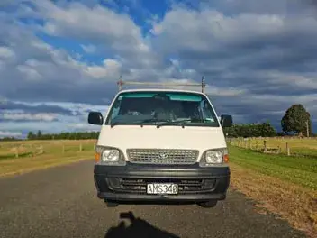 Toyota Hiace 2002 photo 5