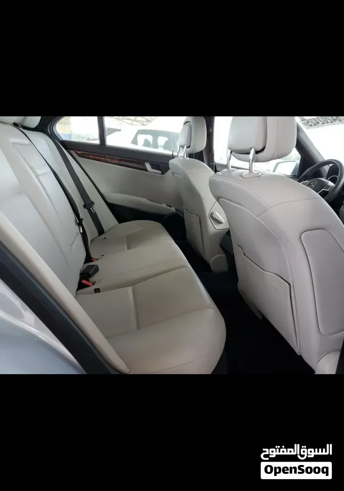 Mercedes-Benz C250 2013 photo 4