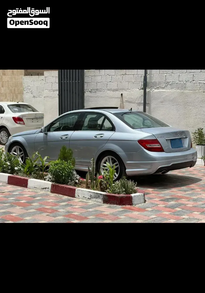 Mercedes-Benz C250 2013 photo 3