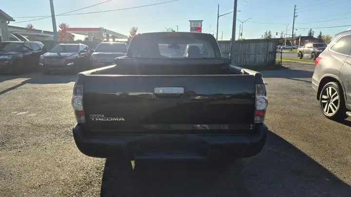 Toyota Tacoma 2010 photo 4