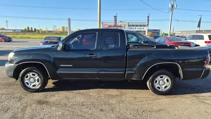 Toyota Tacoma 2010 photo 2