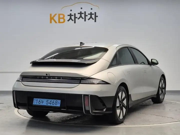 Hyundai Ioniq 6 2025 photo 3