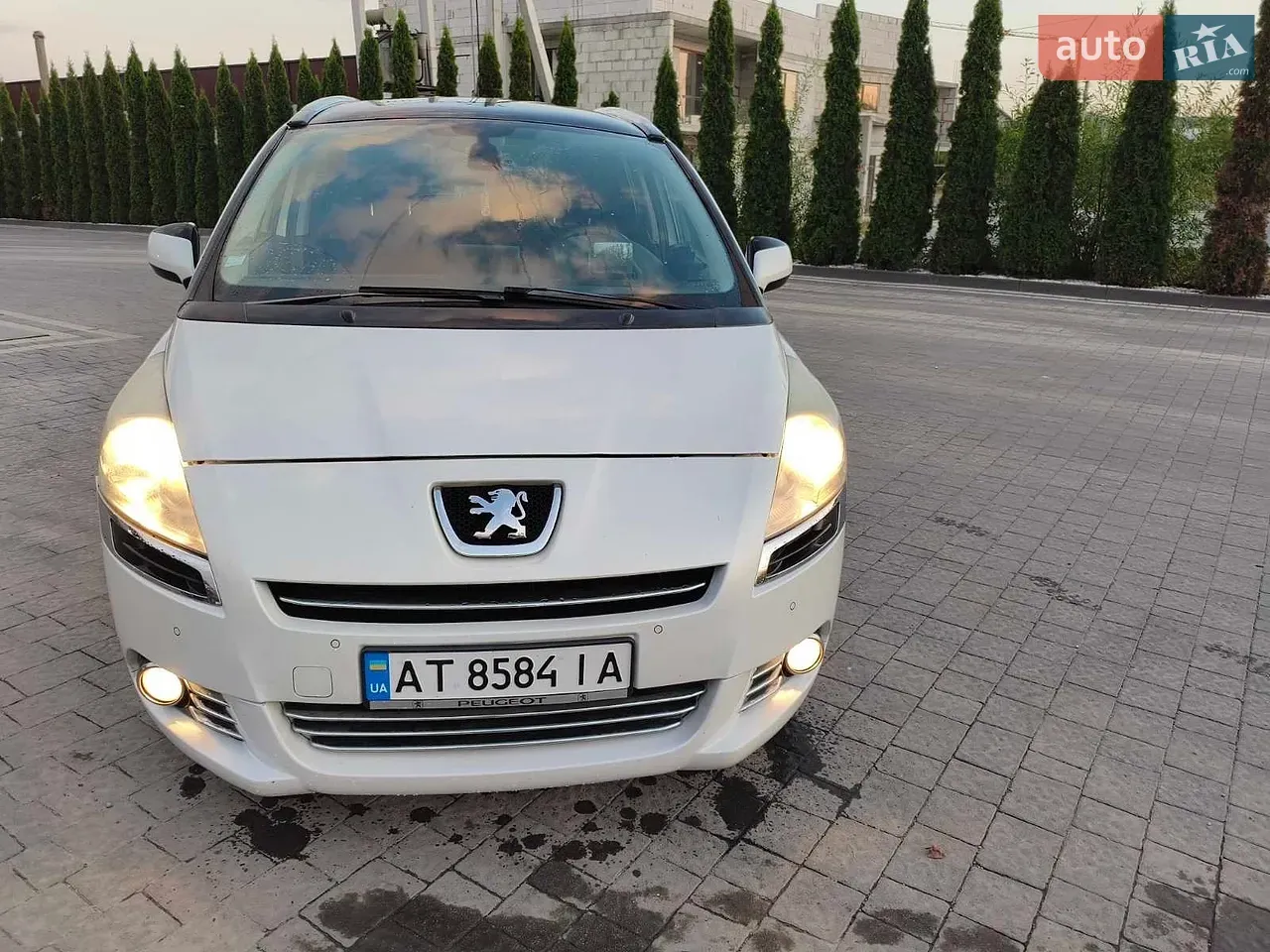 Peugeot 5008 2013 photo 2