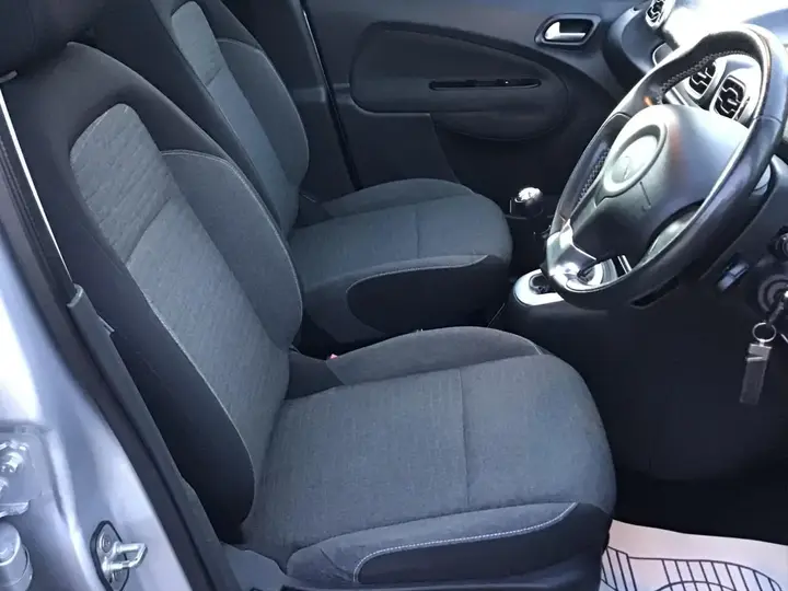 Citroen C3 Picasso 2016 photo 3
