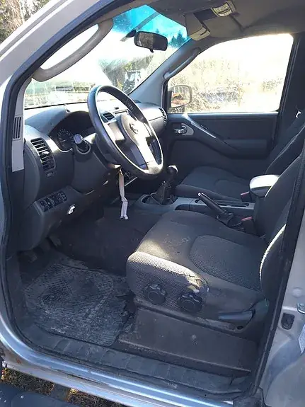 Nissan Navara 2007 photo 2