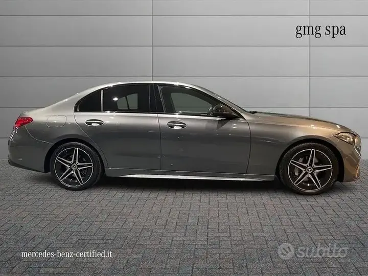 Mercedes-Benz C-Class 2025 photo 5