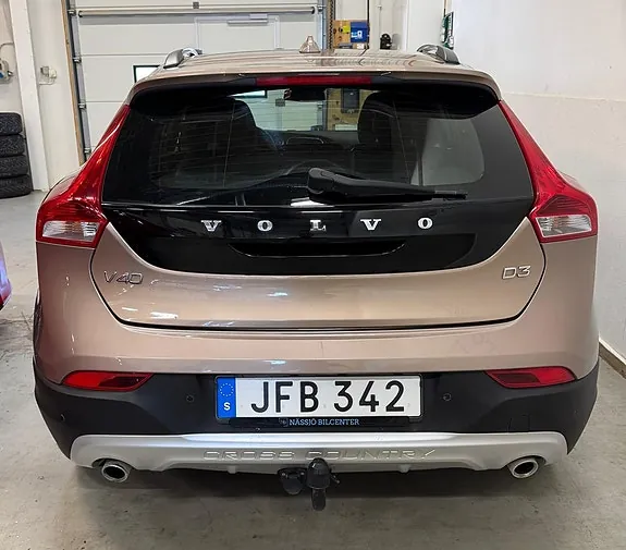 Volvo V40 Cross Country 2014 photo 5