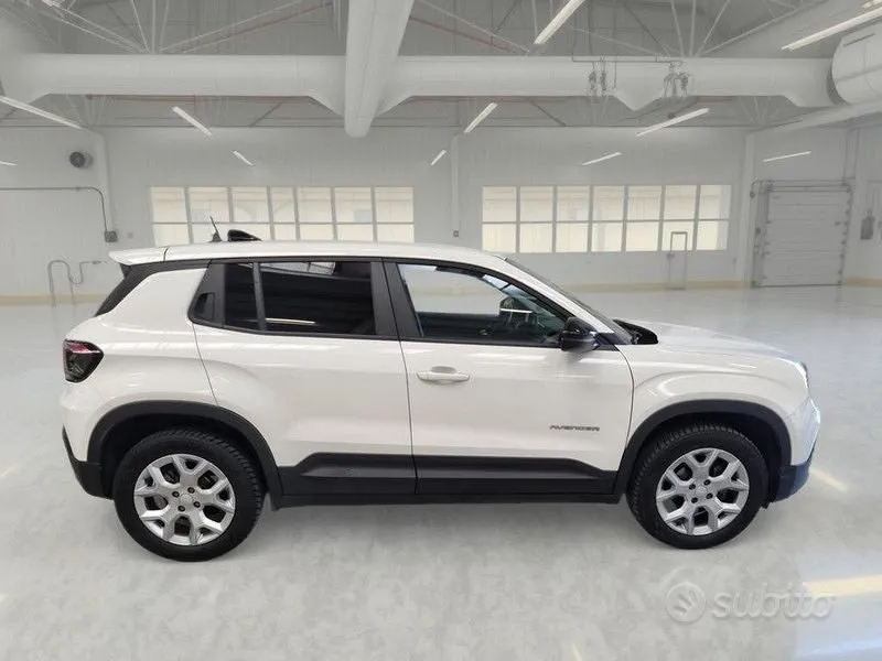 Jeep Avenger 2023 photo 3