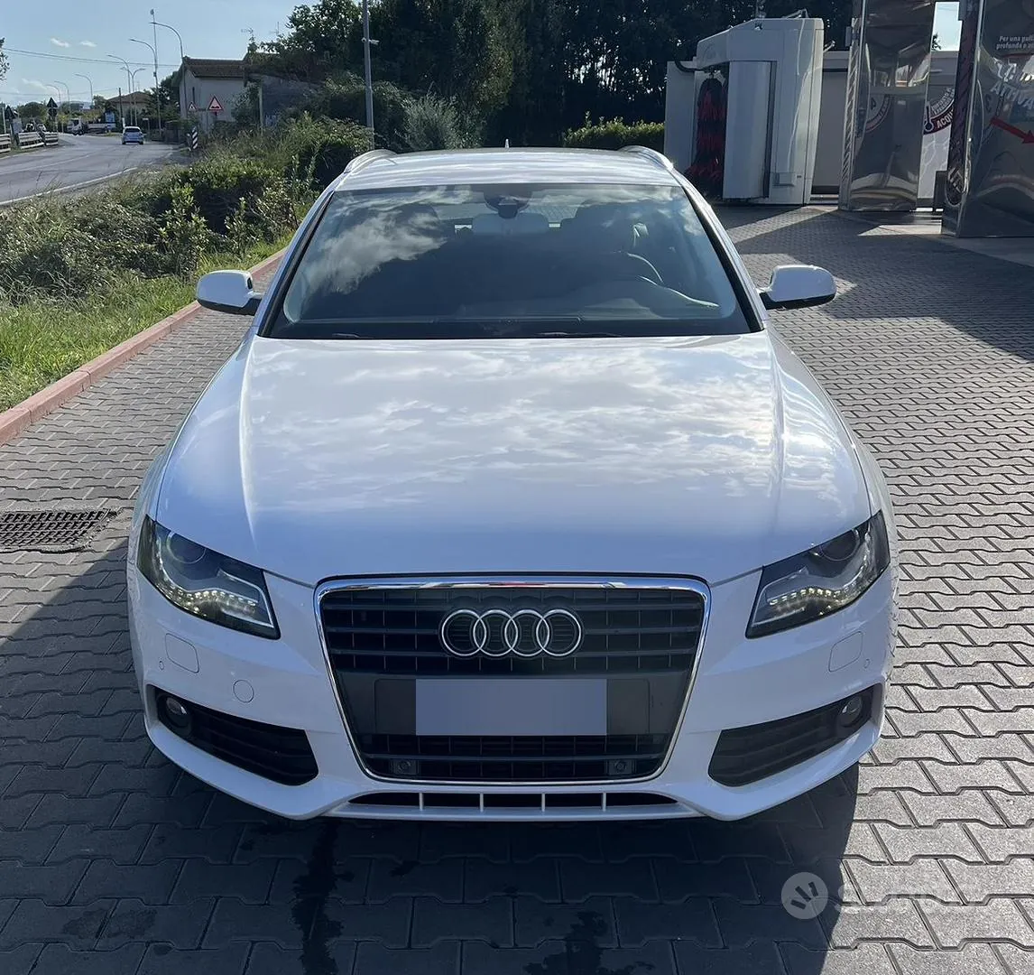 Audi A4 Avant 2012 photo 2