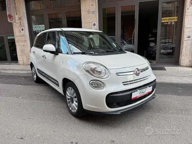 Fiat 500L 2013 photo 2