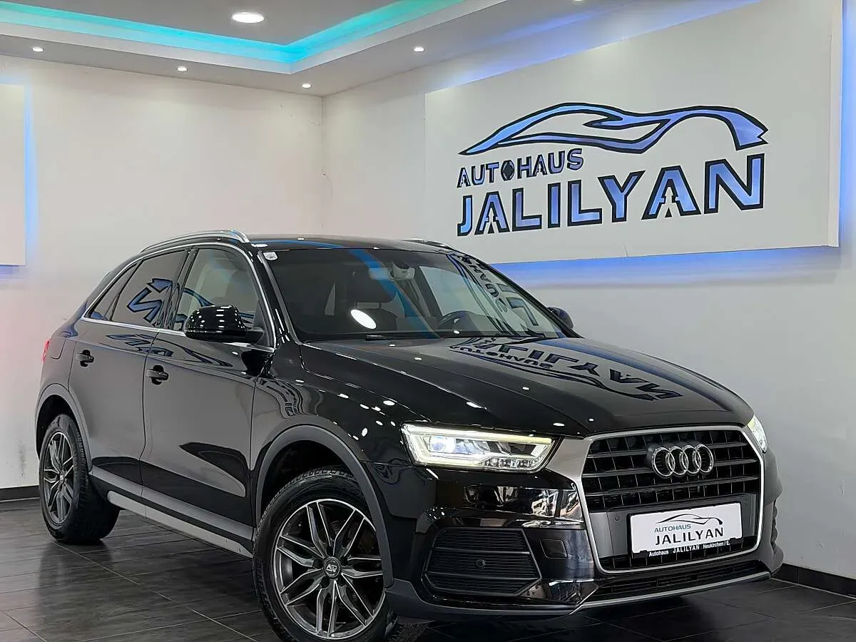 Audi Q3 2016 photo 2