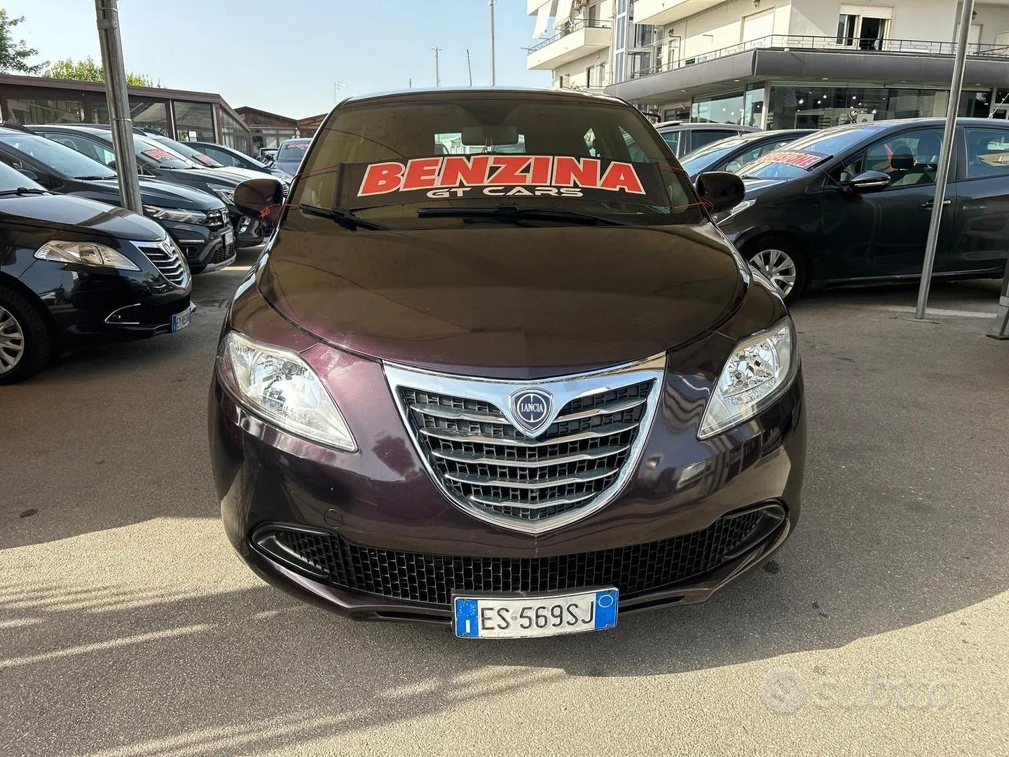 Lancia Ypsilon 2013 photo 2