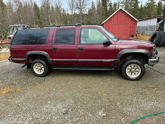 Chevrolet Suburban 1999 photo 5