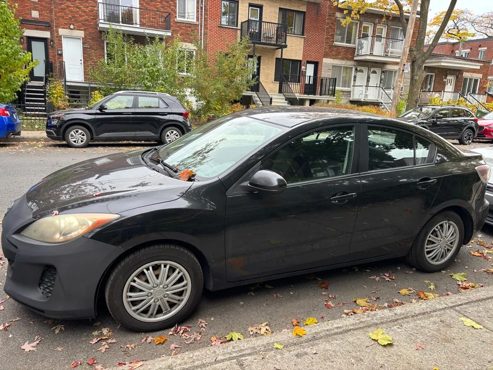 Mazda 3 2012 photo 2