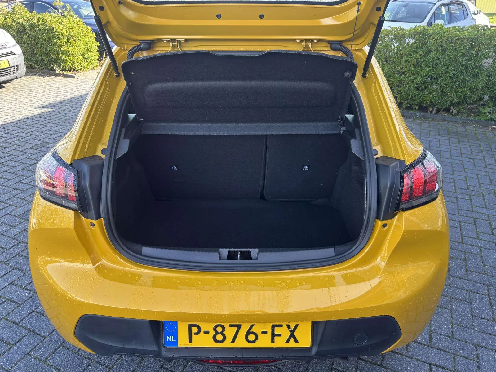 Peugeot 208 2022 photo 5