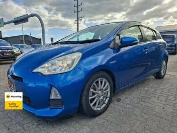 Toyota Aqua 2013 photo 4