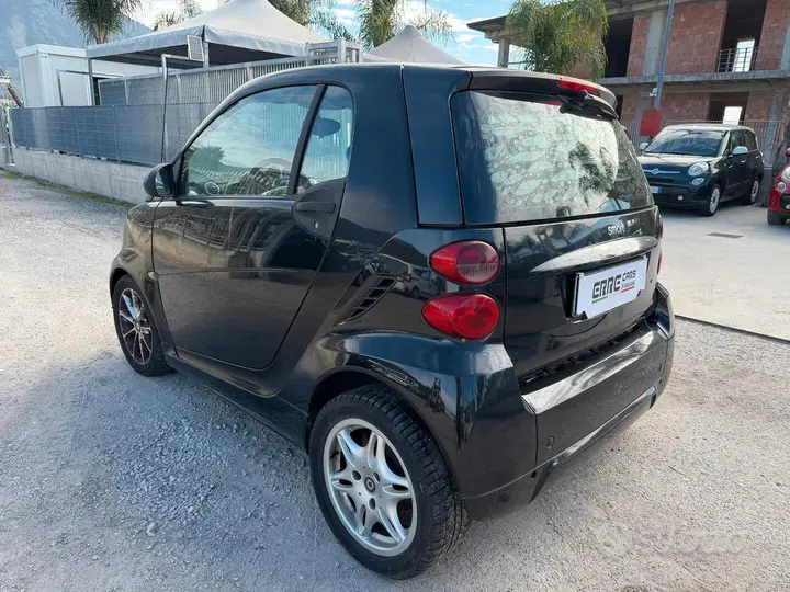 Smart Fortwo 2012 photo 3