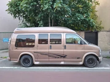Chevrolet Expresscamper Van