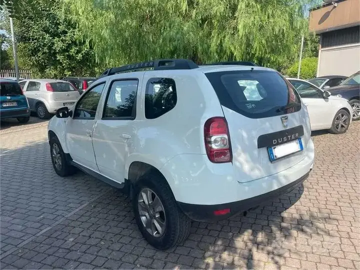 Dacia Duster 2014 photo 4