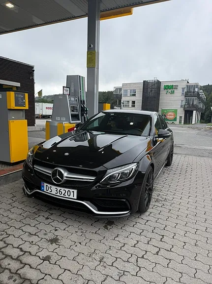Mercedes-Benz C63