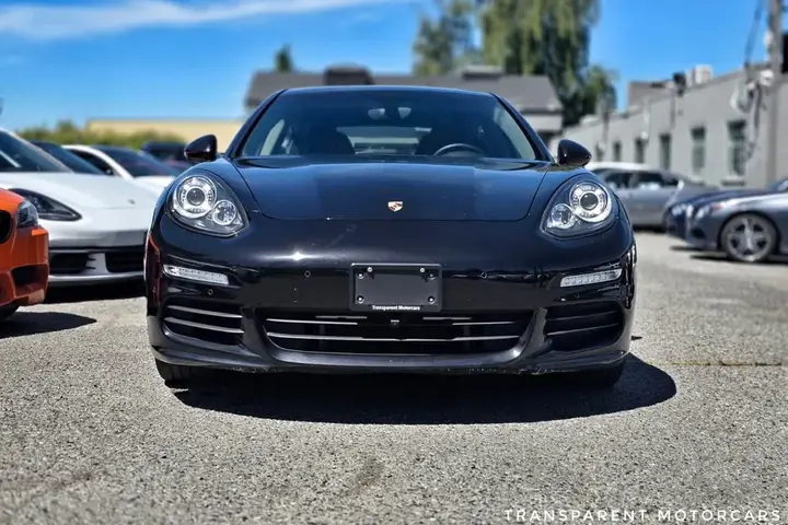 Porsche Panamera 2014 photo 2