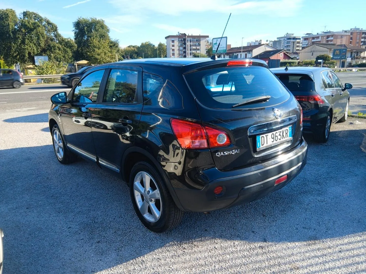 Nissan Qashqai 2008 photo 5