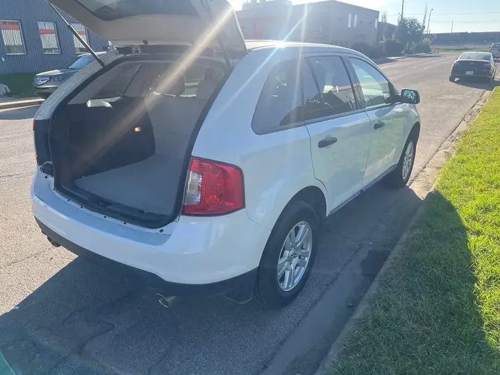 Ford Edge 2011 photo 5