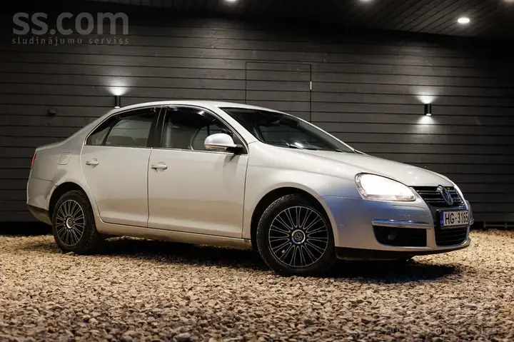 Volkswagen Jetta 2008 photo 2