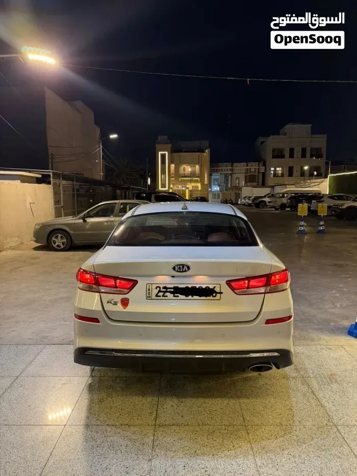 Kia K5