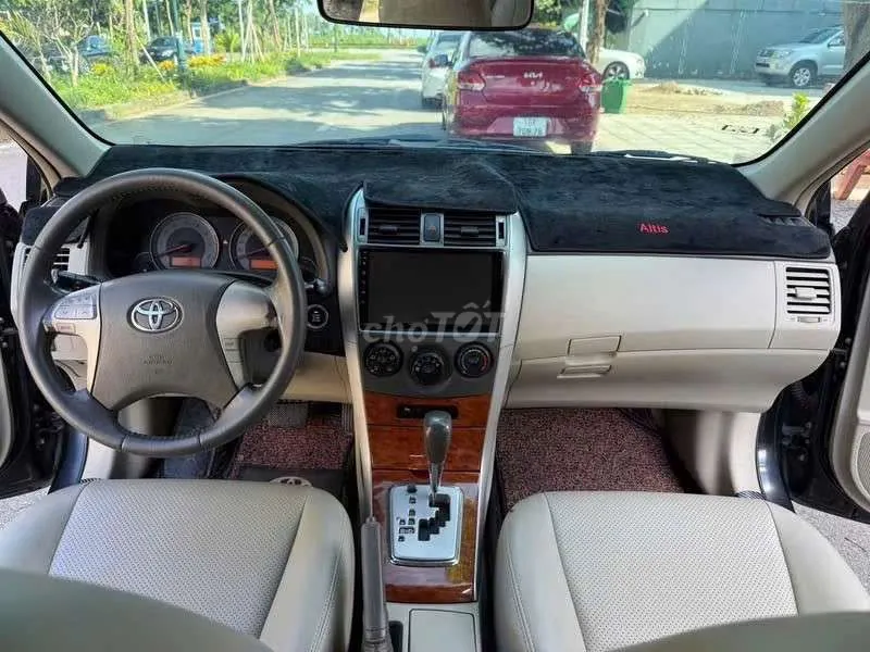 Toyota Corolla Altis