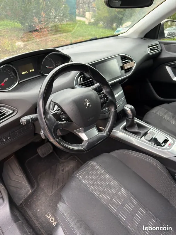 Peugeot 308 2016 photo 3