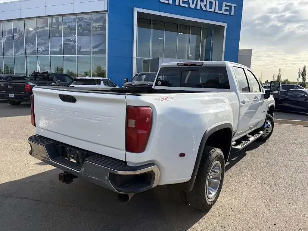 Chevrolet Silverado 3500 2024 photo 5