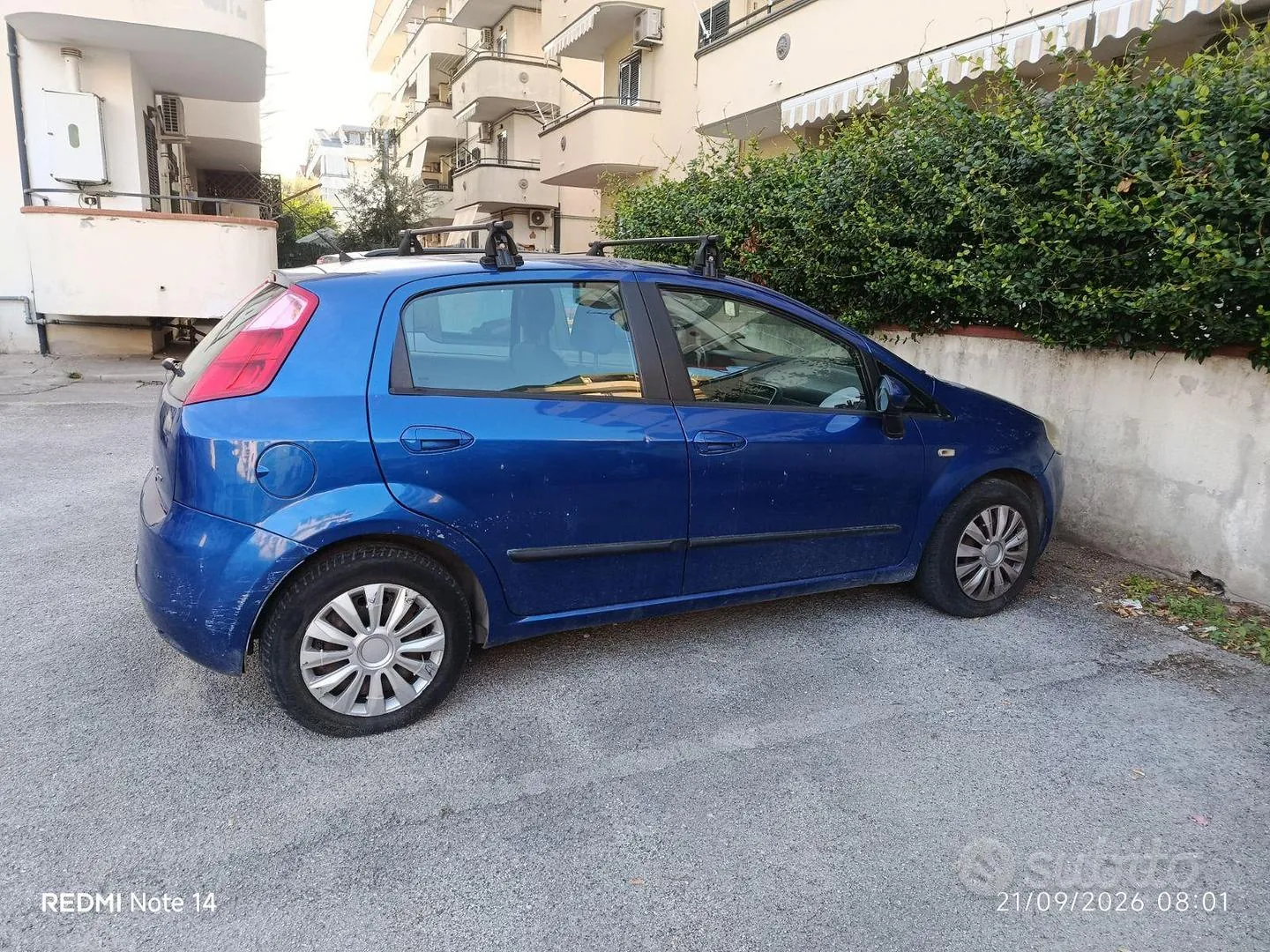 Fiat Grande Punto 2009 photo 2